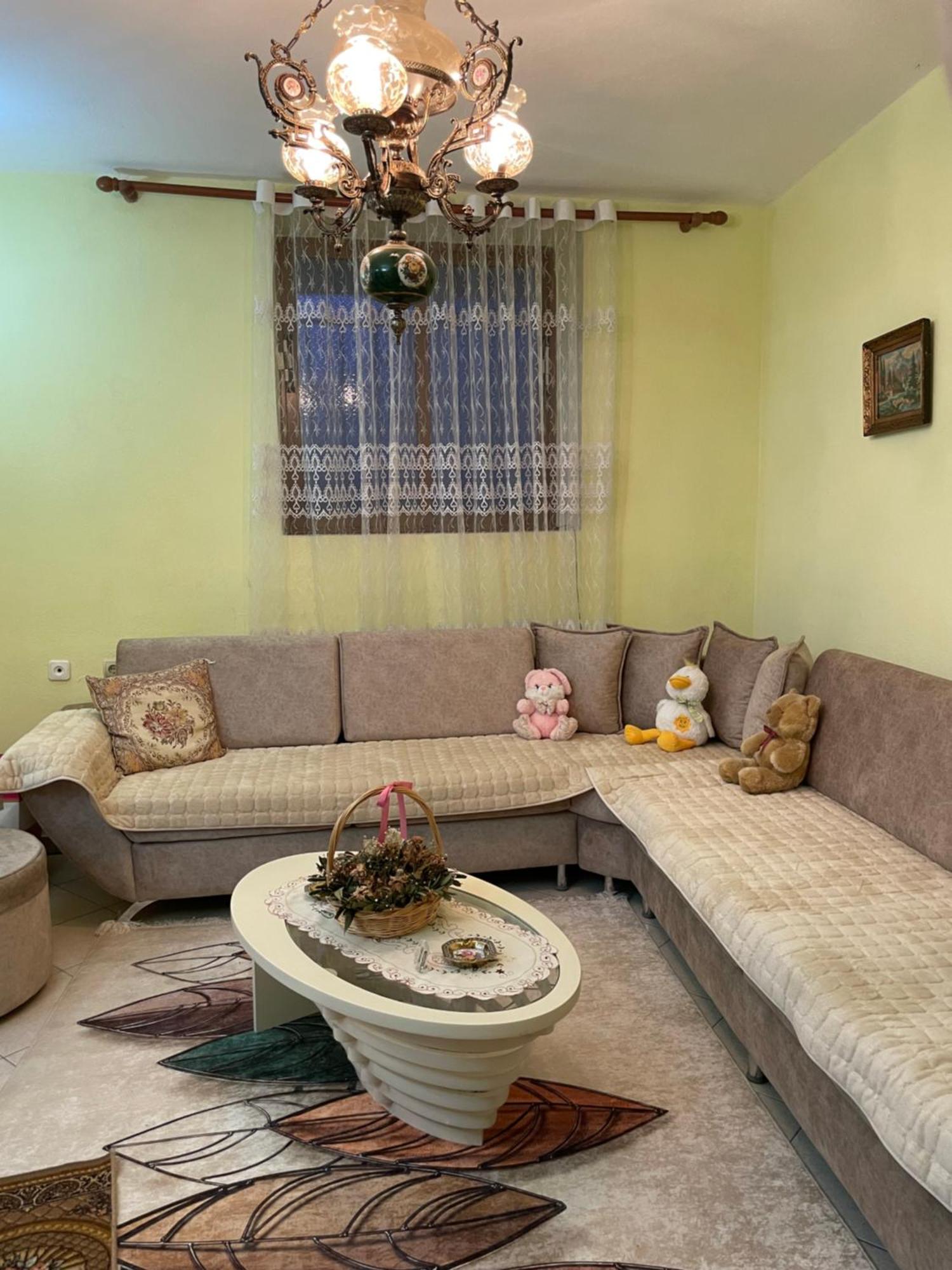 Luigi Guest House จีโรคาสเตอร์ ภายนอก รูปภาพ